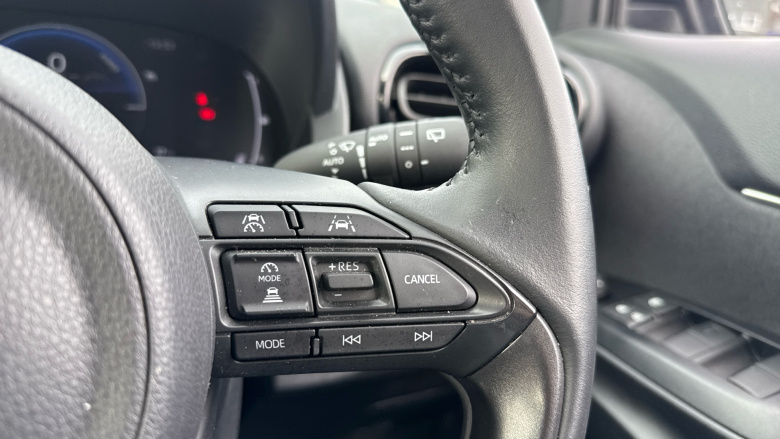 Toyota Yaris Cross 1.5 Hybrid Icon 5dr CVT Hybrid Estate